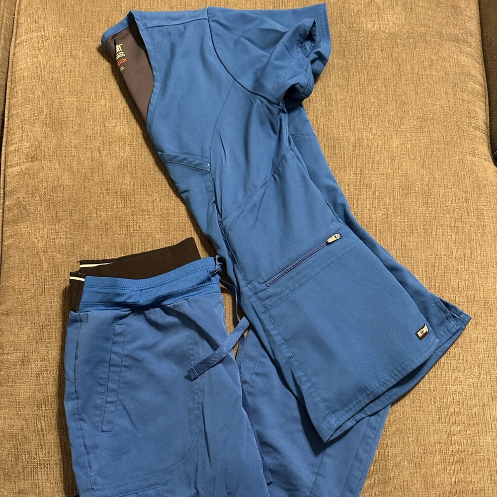 Scrub Set